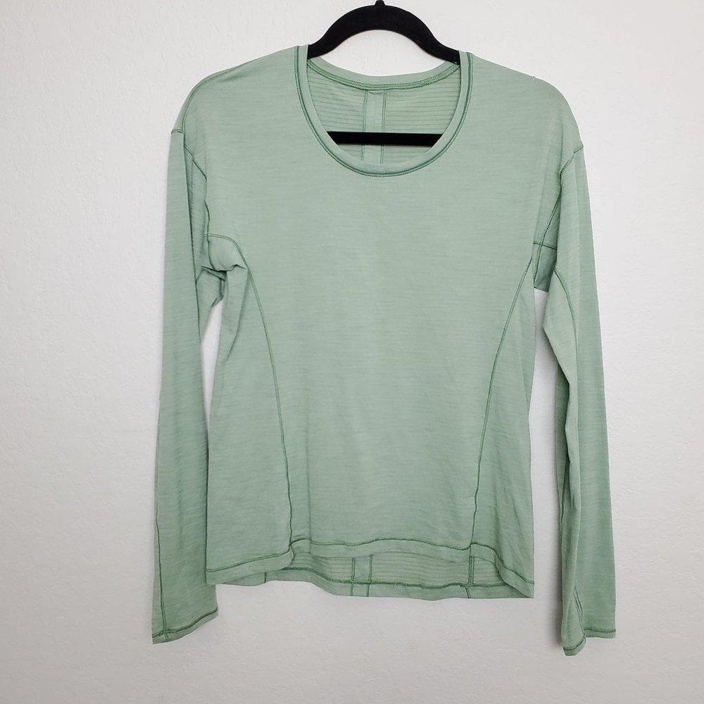 Lululemon Sweat Embrace Long Sleeve Est. Size S / 4/6 Heathered Opal Green